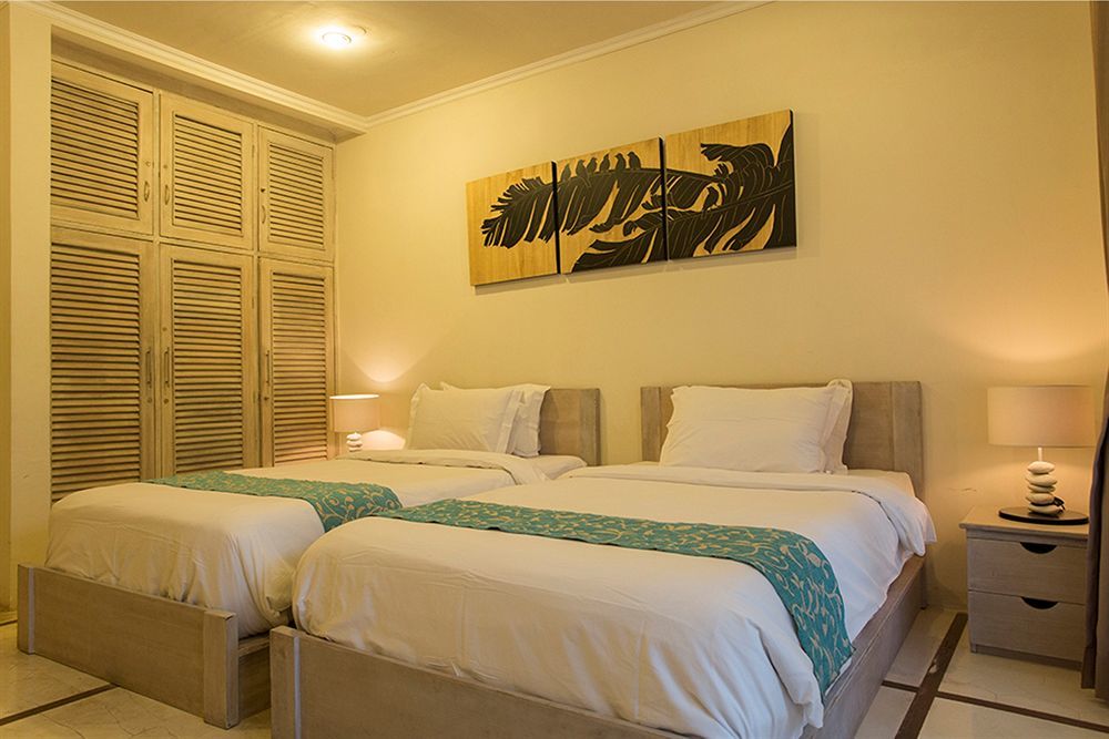 Hotel La And