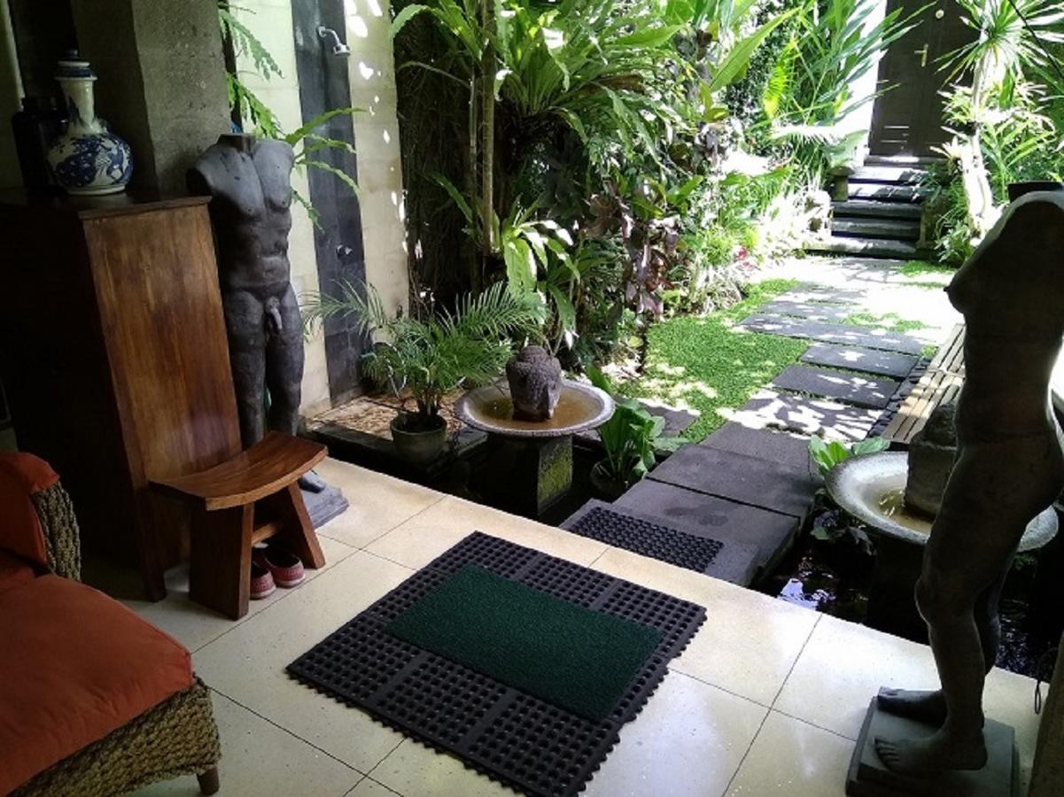 Guest house Umah Watu 4*