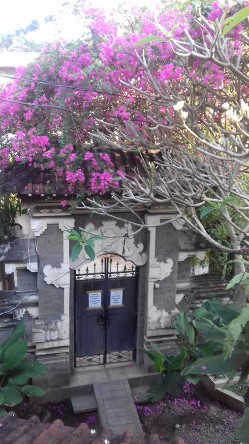 Shalana Homestay- Formerly Teka Teki House * Seminyak (Bali)
