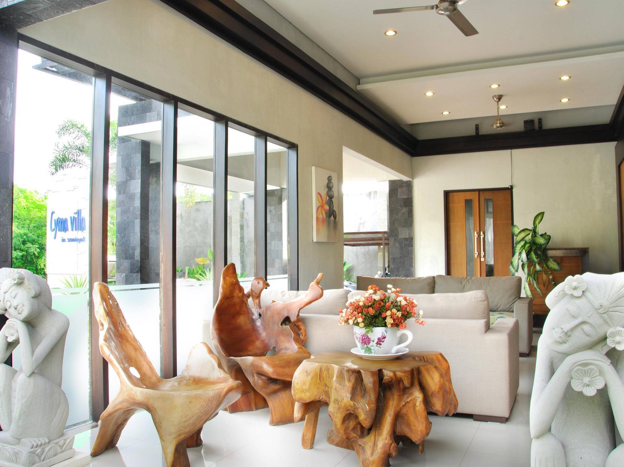 M Two Villa Seminyak (Bali)