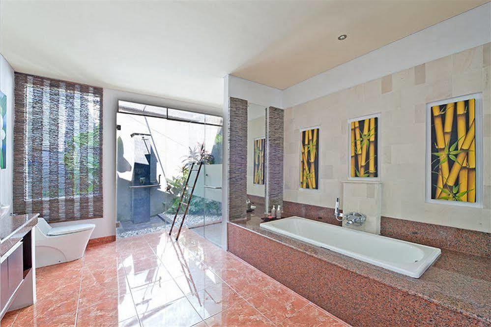 M Two Villa *