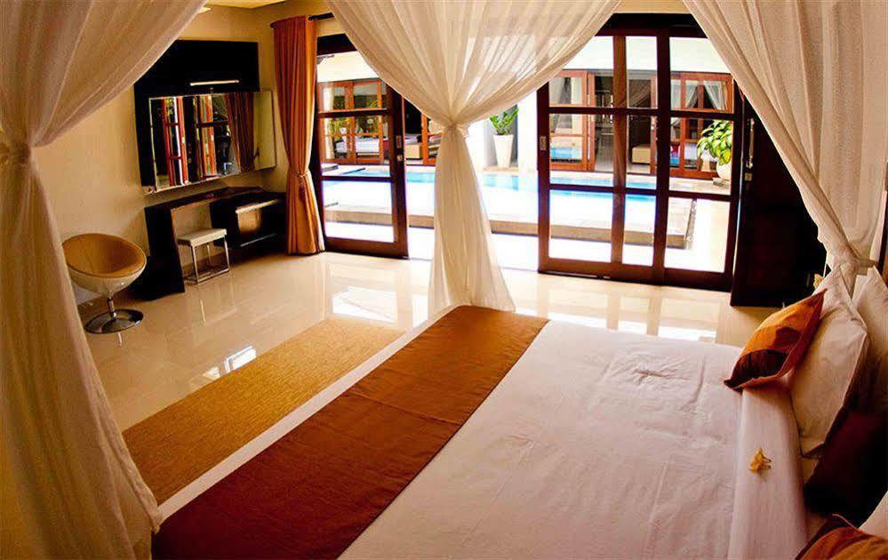M Two Villa *