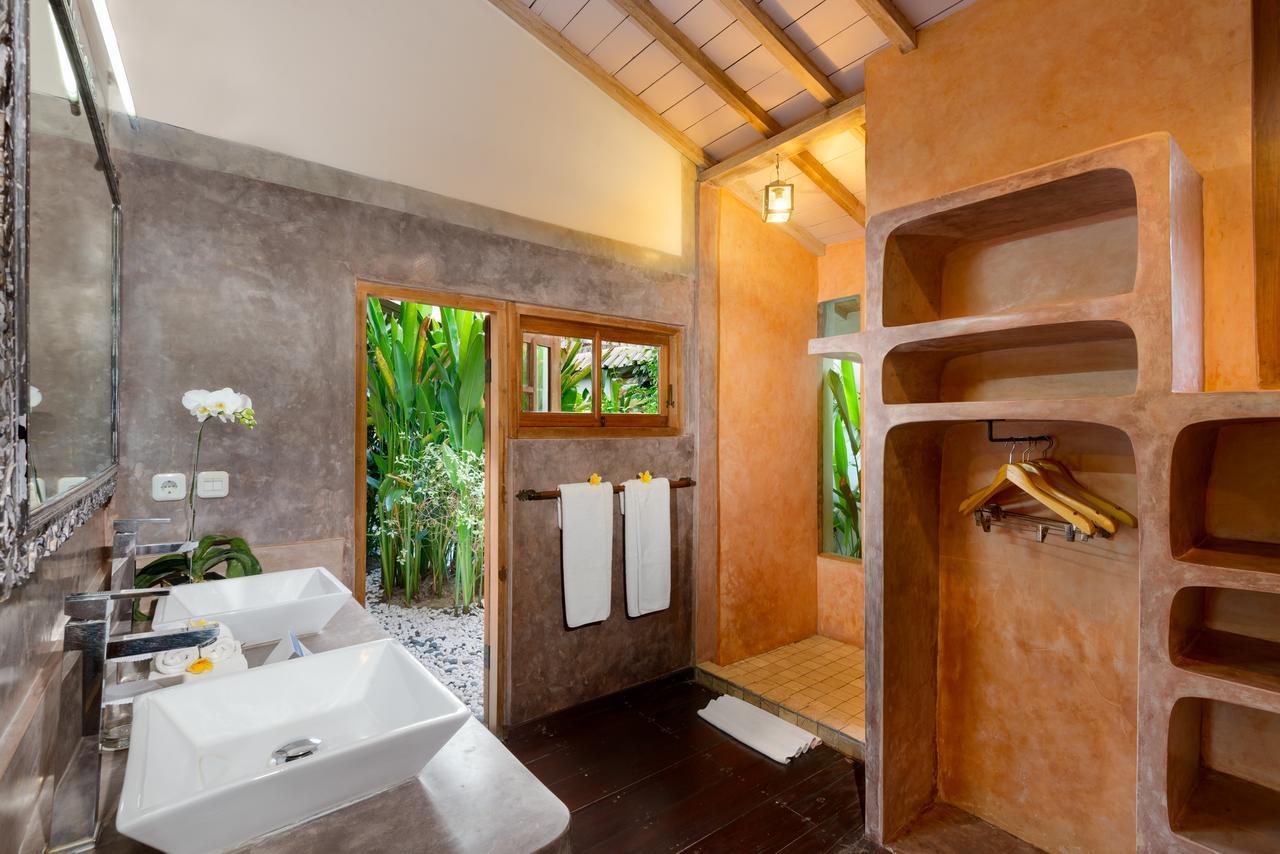 Amsa Villa Seminyak