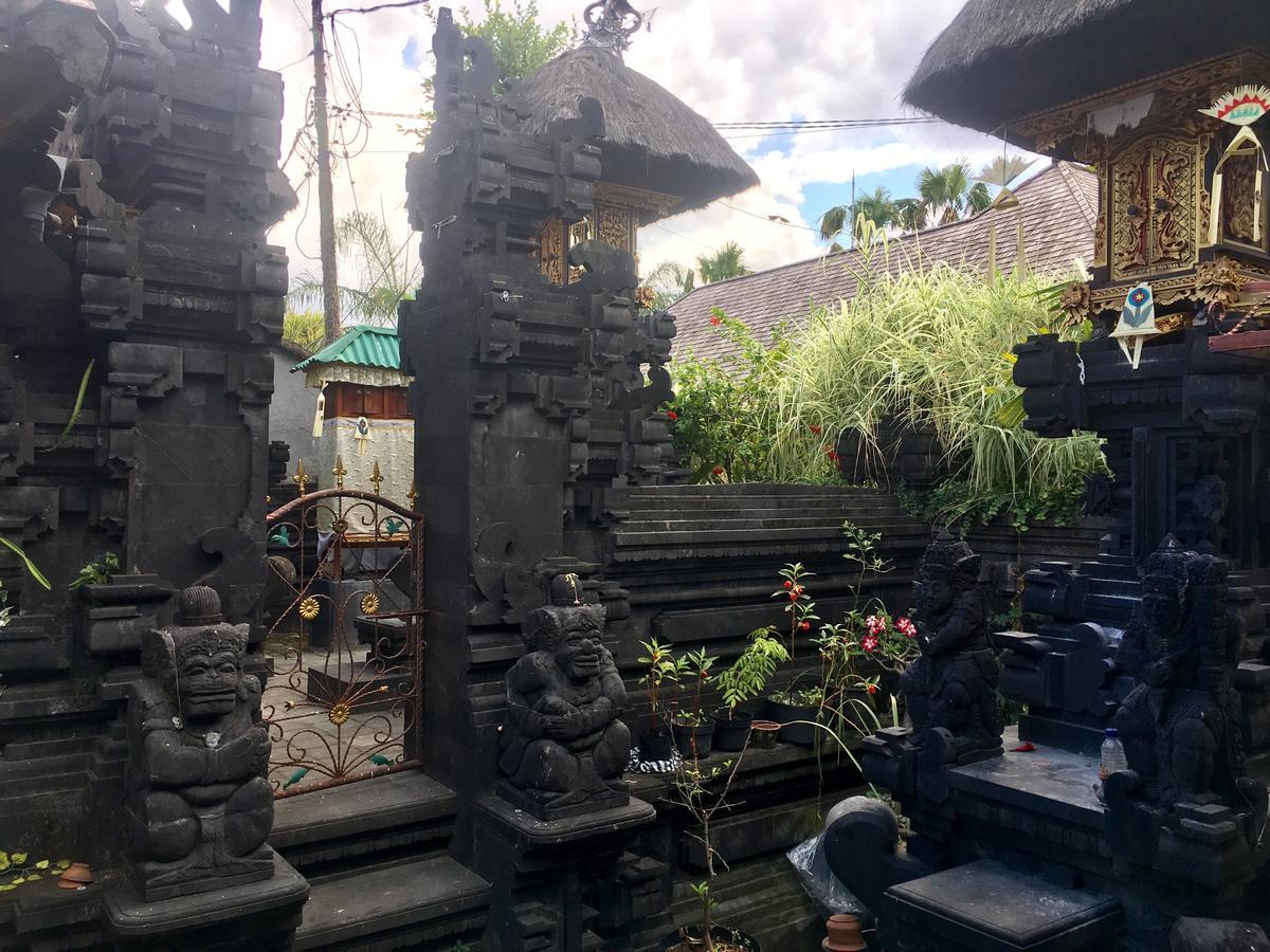 Rumah tetamu Js