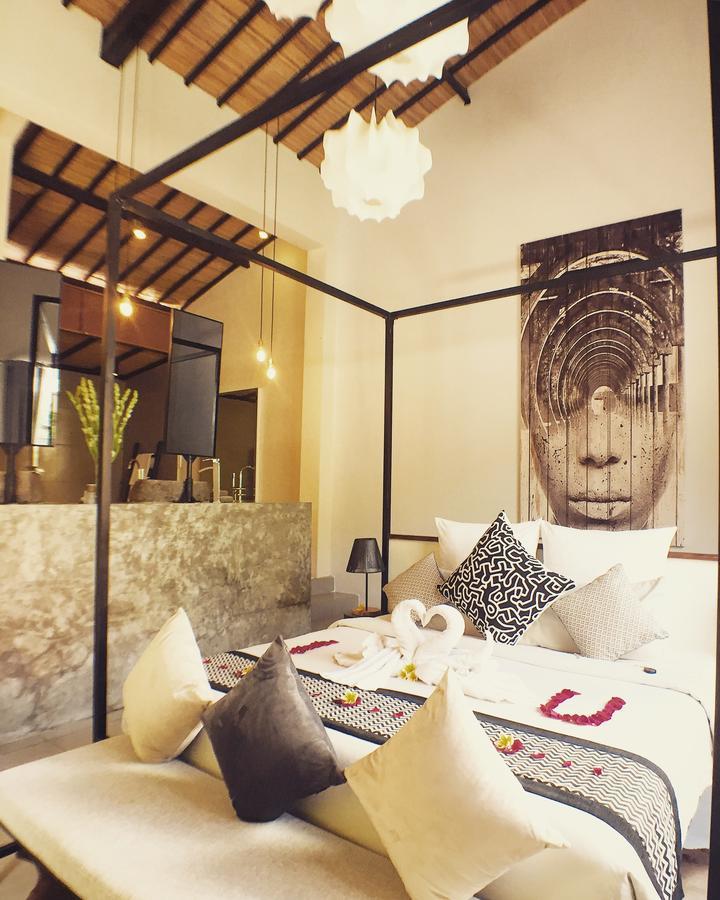 Infinity & Beyond Villa Seminyak (Bali)