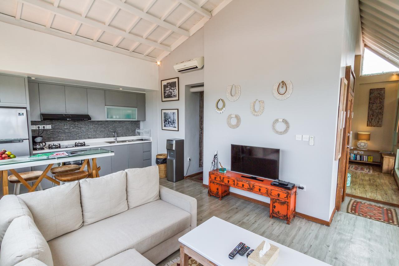 Sandikala Penthouse - Rooftop 1 Bdr With Amazing View - Oberoi Apartment