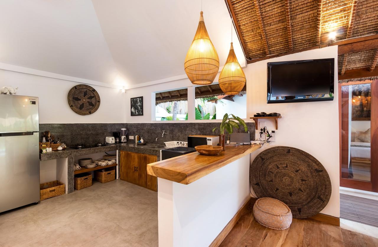 Charming And Tropical 3-br In Villa Seminyak (Bali)