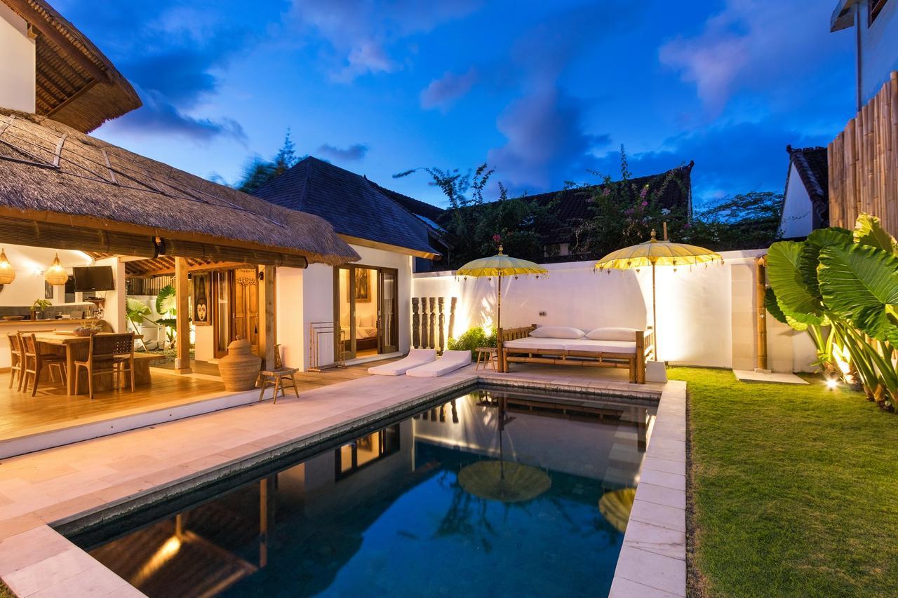 Charming And Tropical 3-br In Villa Seminyak (Bali)