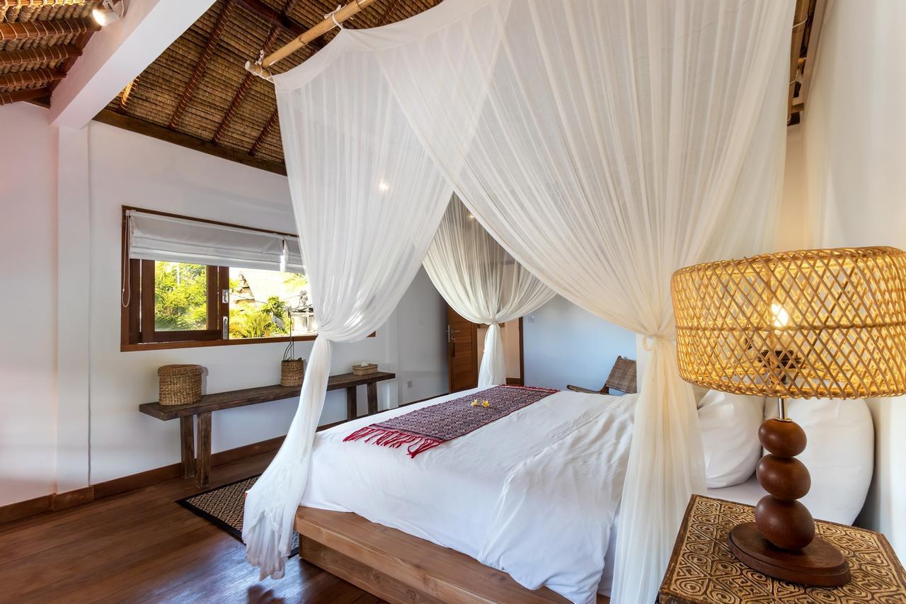 Villa Charming And Tropical 3-br In