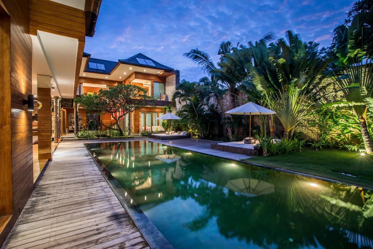 Eko - Tropical Villa, Walk To Villa
