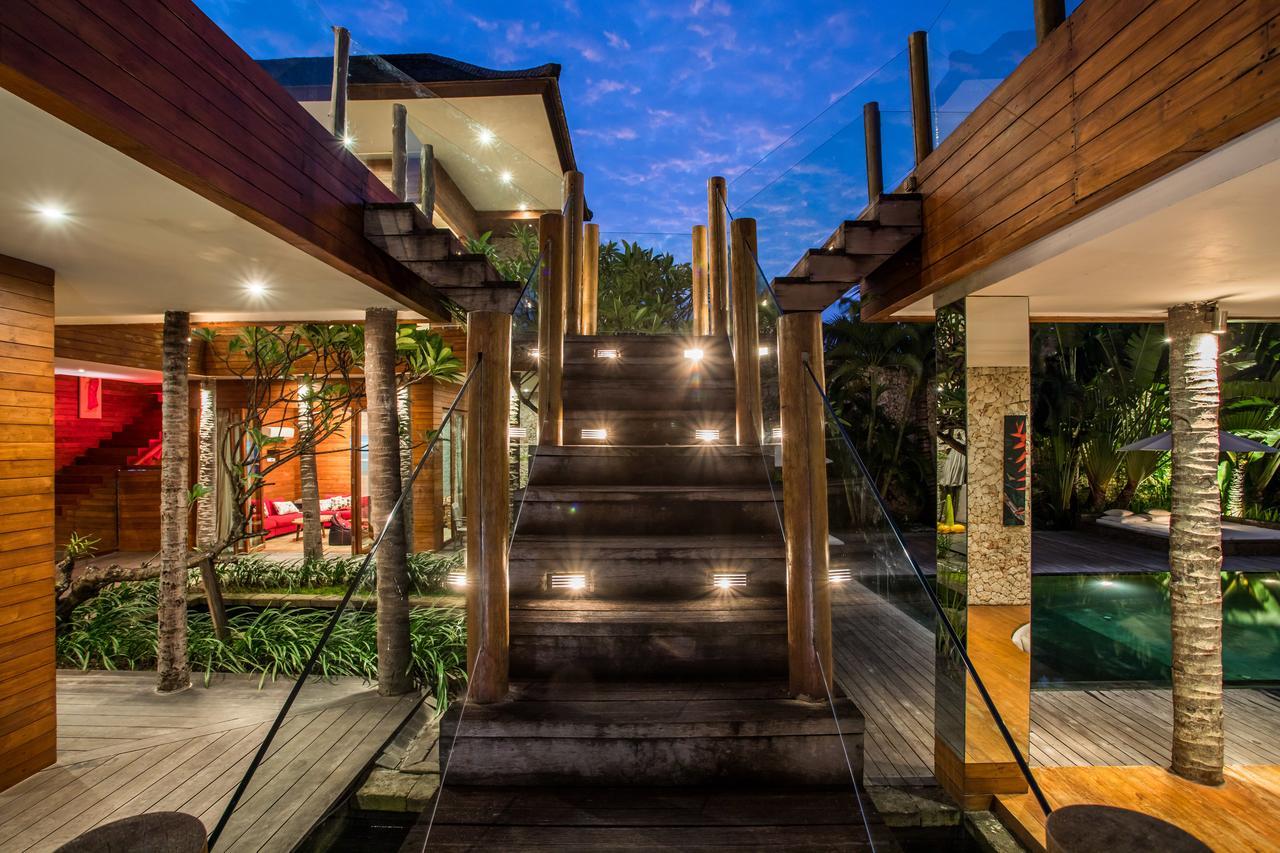 Eko - Tropical Villa, Walk To * Seminyak (Bali)