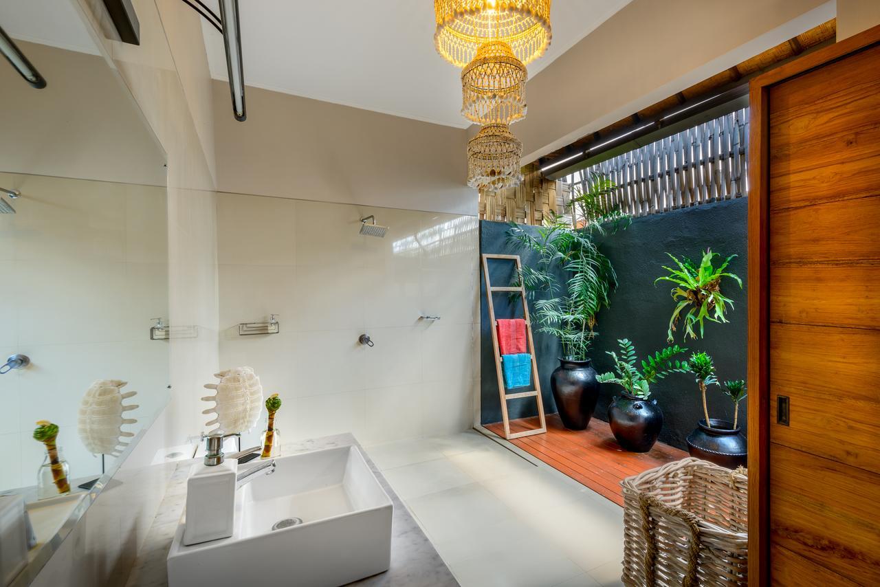 Villa Bloom Villas *
