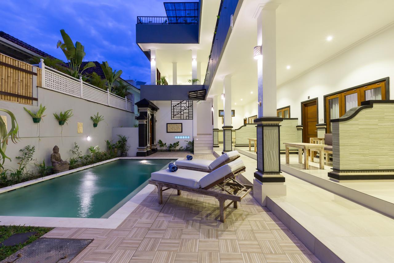 Hotel Amerta *