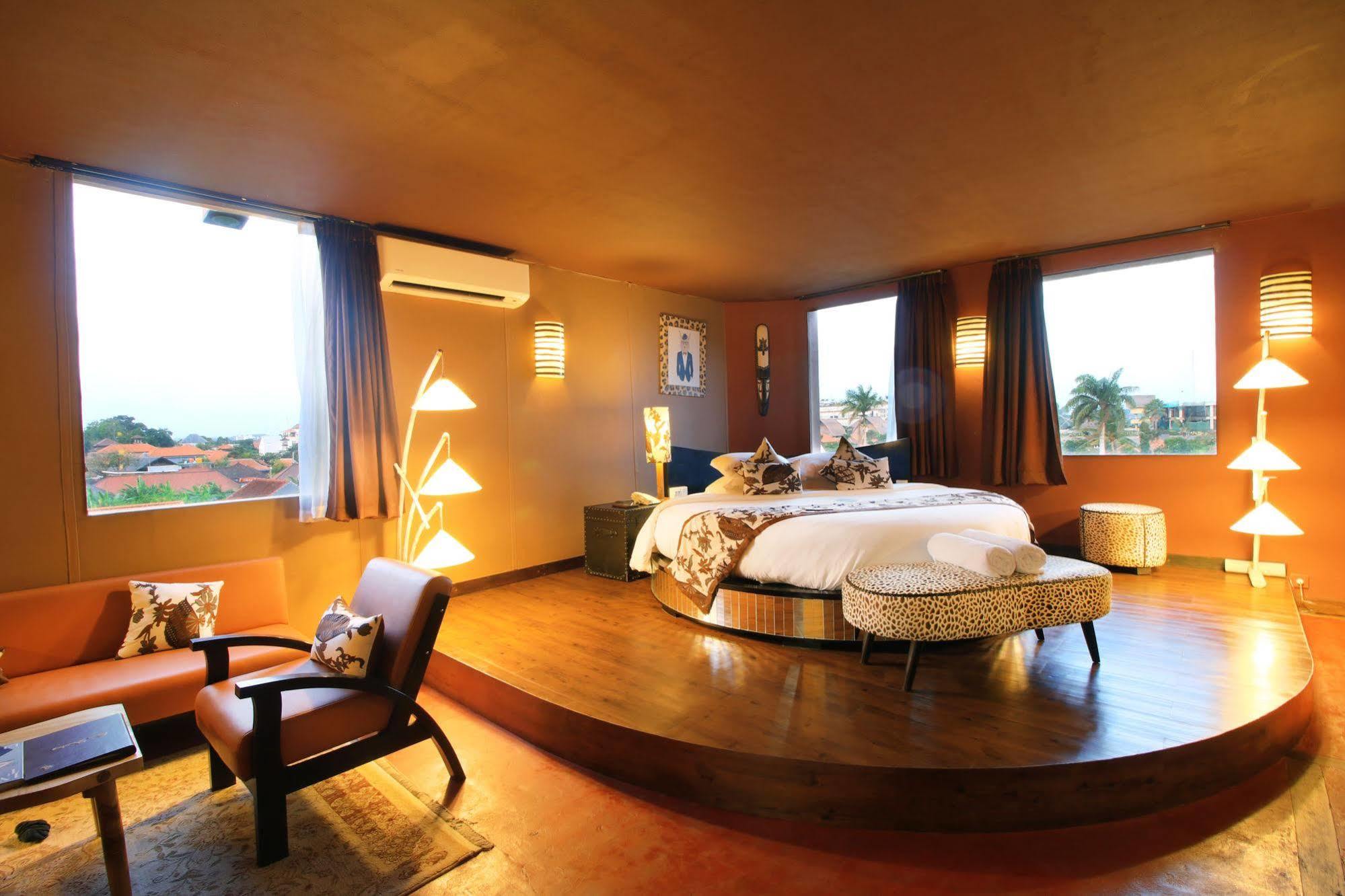Hotel Sky Seminyak (Bali)