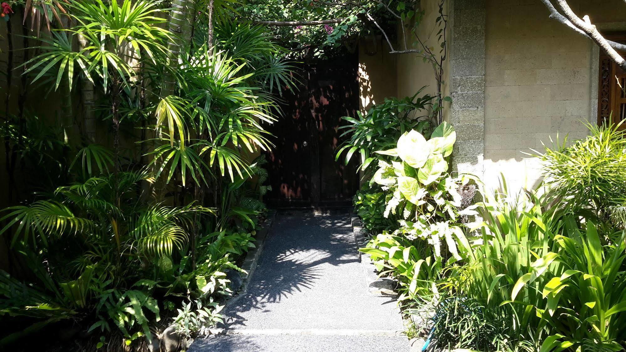 Plawa Asri Seminyak (Bali)