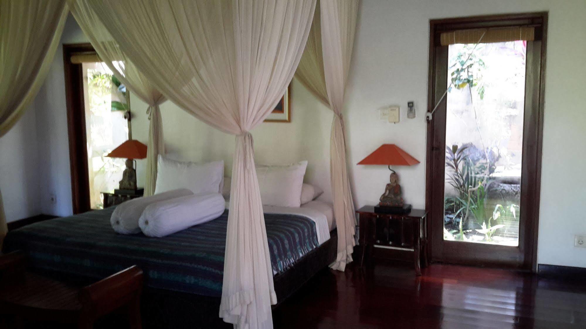 Plawa Asri Seminyak (Bali)