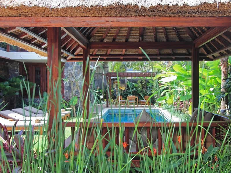 Suar Villa