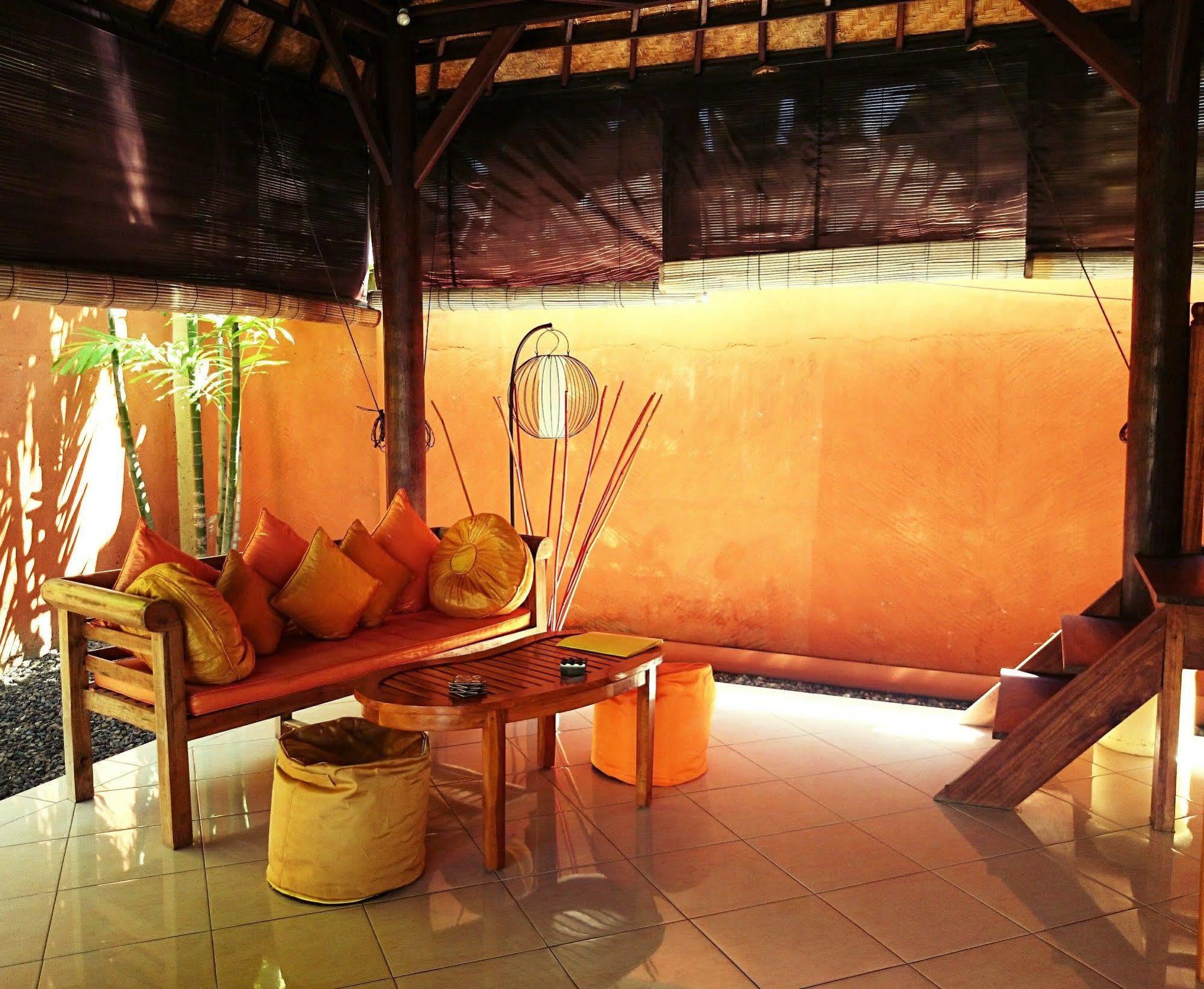 Alizee * Seminyak