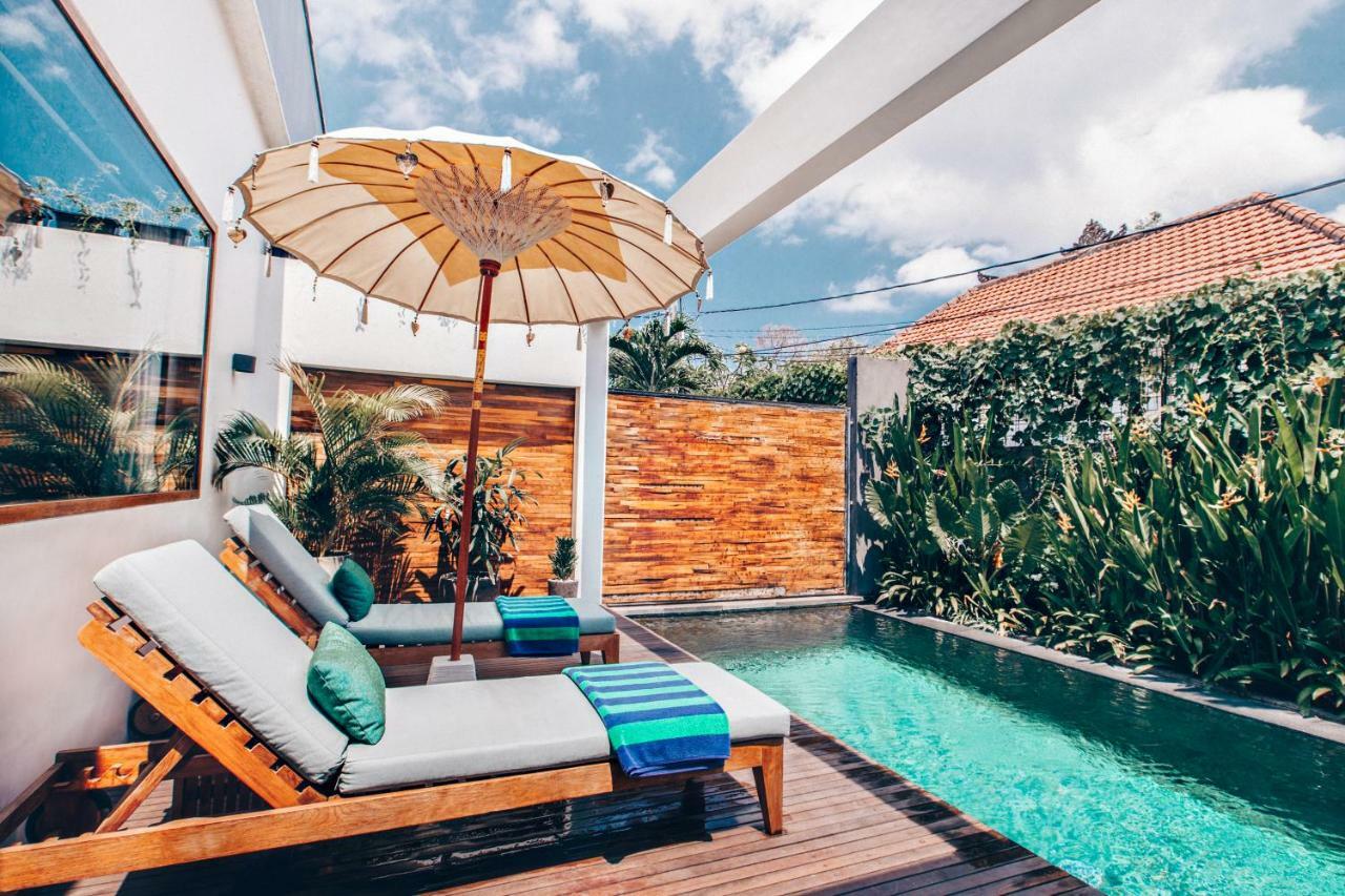 Infinity & Beyond * Seminyak (Bali)