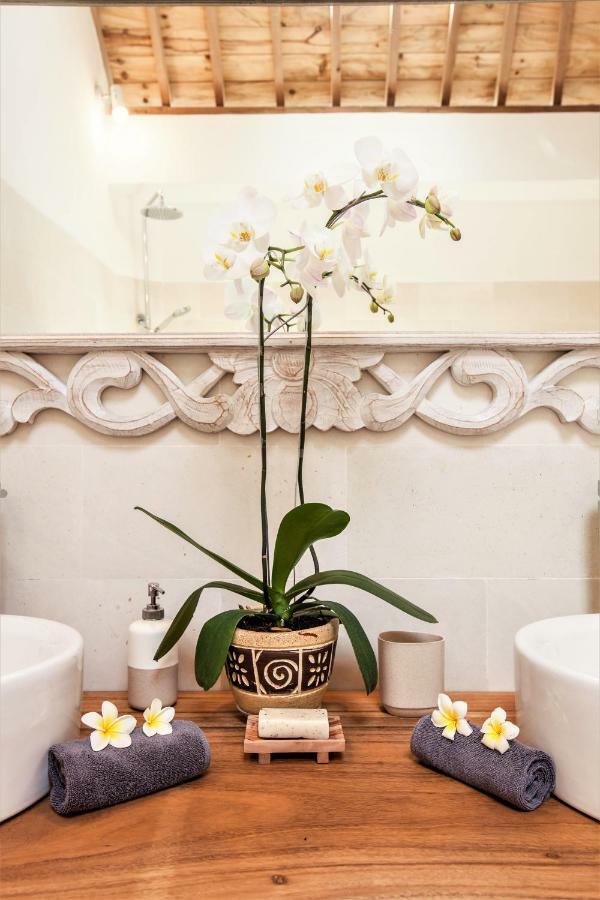 2br Private Pool In Oberoi, 5min To Villa *