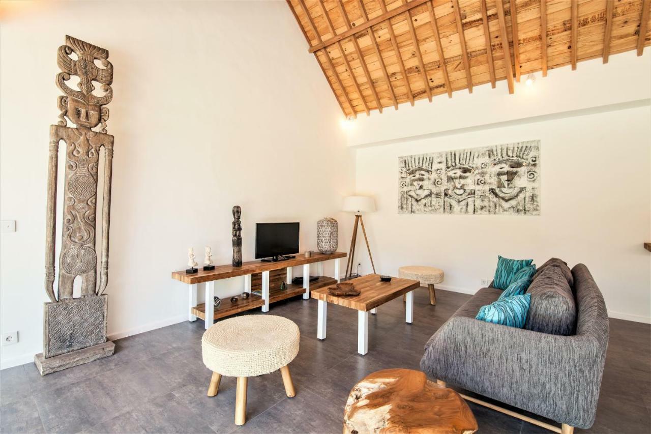 Villa 2br Private Pool In Oberoi, 5min To