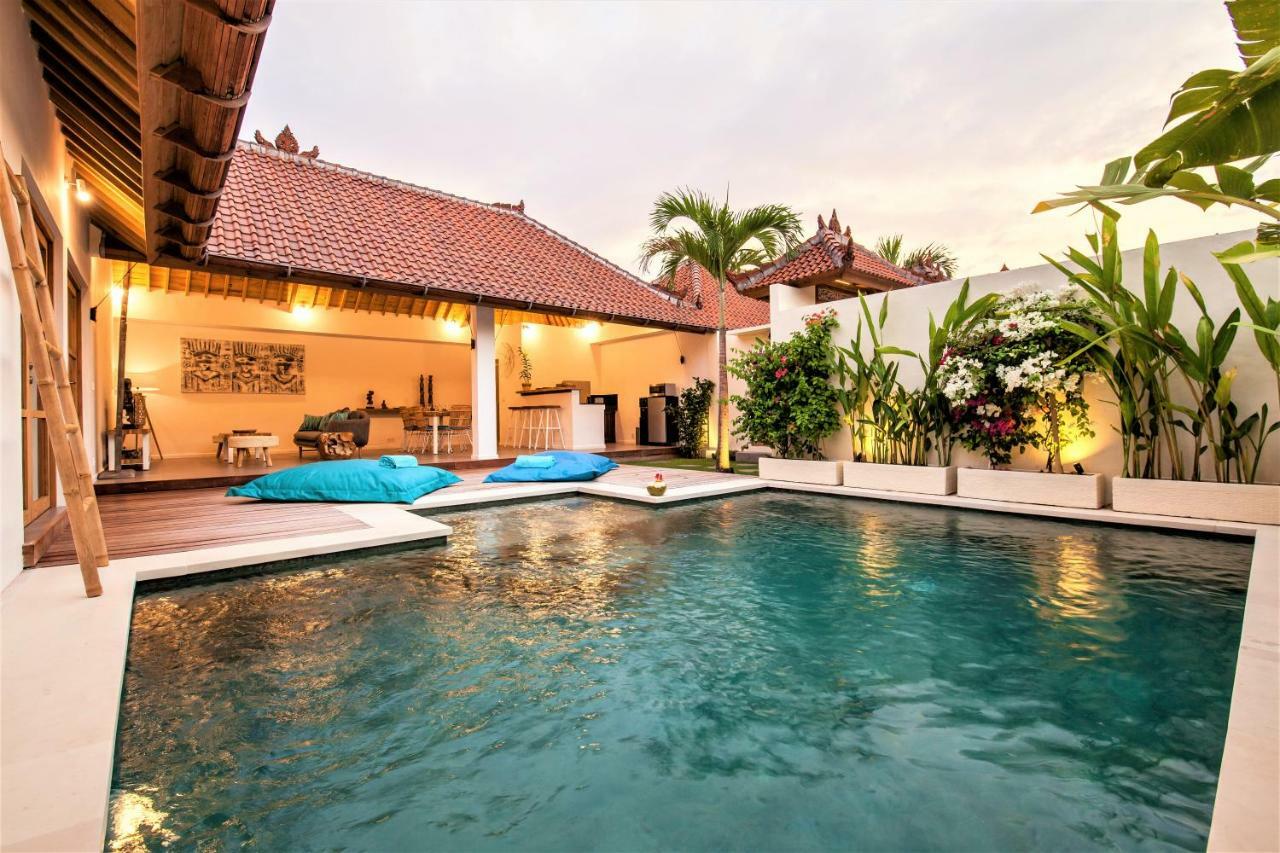 Villa 2br Private Pool In Oberoi, 5min To