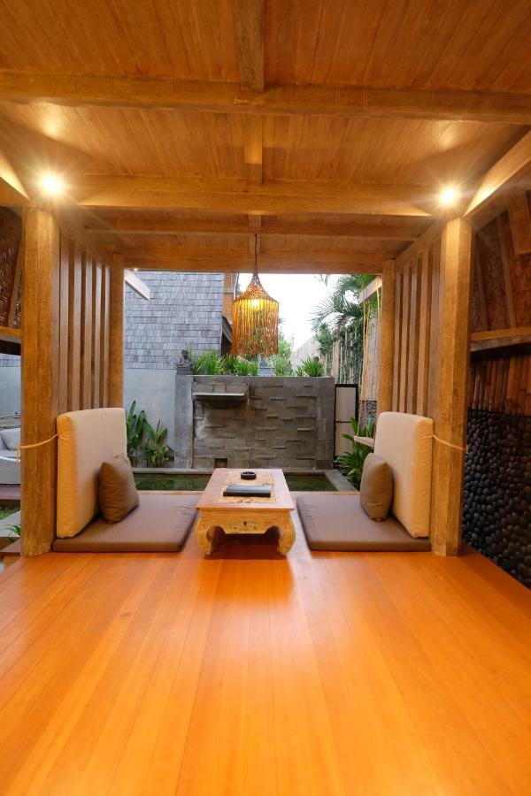 Made West * Seminyak (Bali)