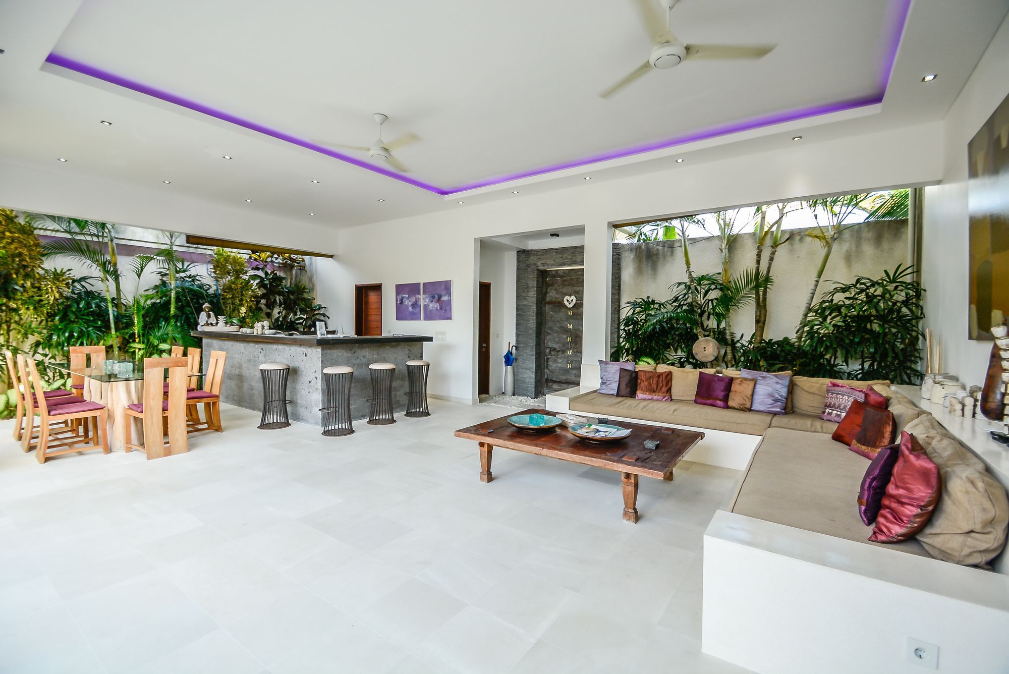 Saha - Elegant 3-bedroom In Villa *