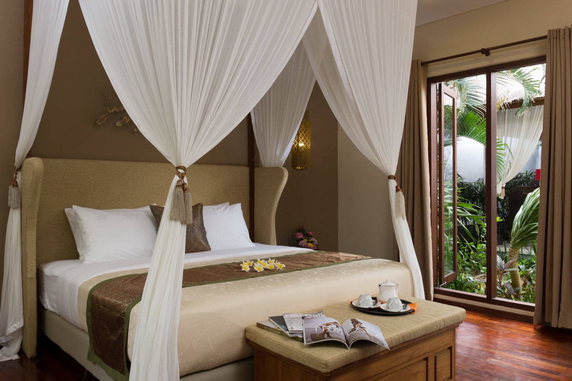 The Secret Villa *