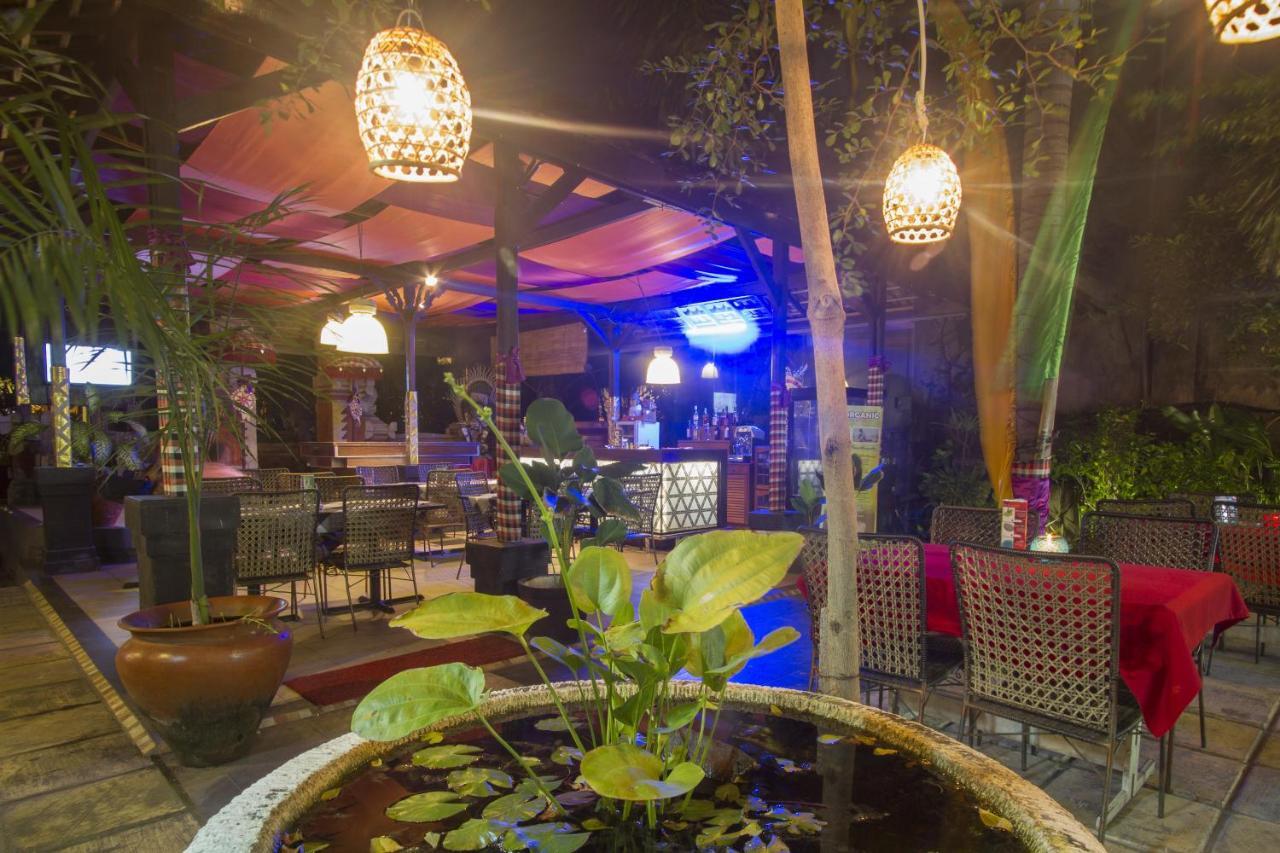 Paradiso Hotel 3*