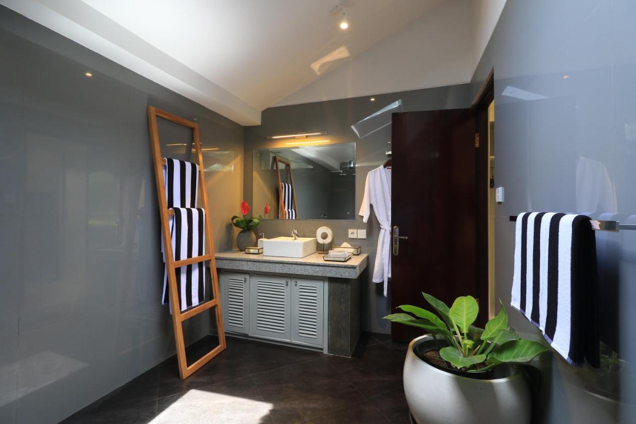 Bloom 1 - 4 Bedrooms, 4 Bathrooms, Private Pool Close To The *