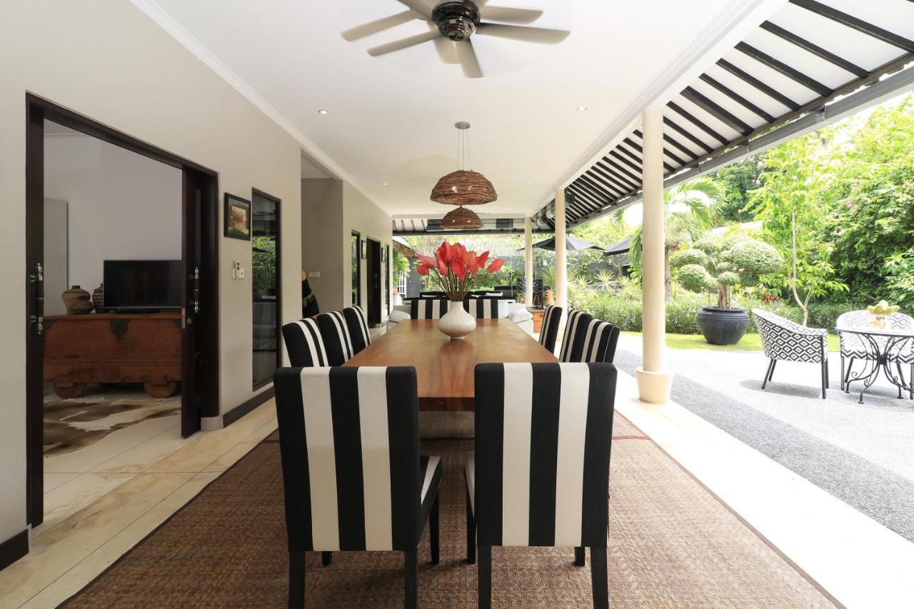 Villa Bloom 1 - 4 Bedrooms, 4 Bathrooms, Private Pool Close To The *