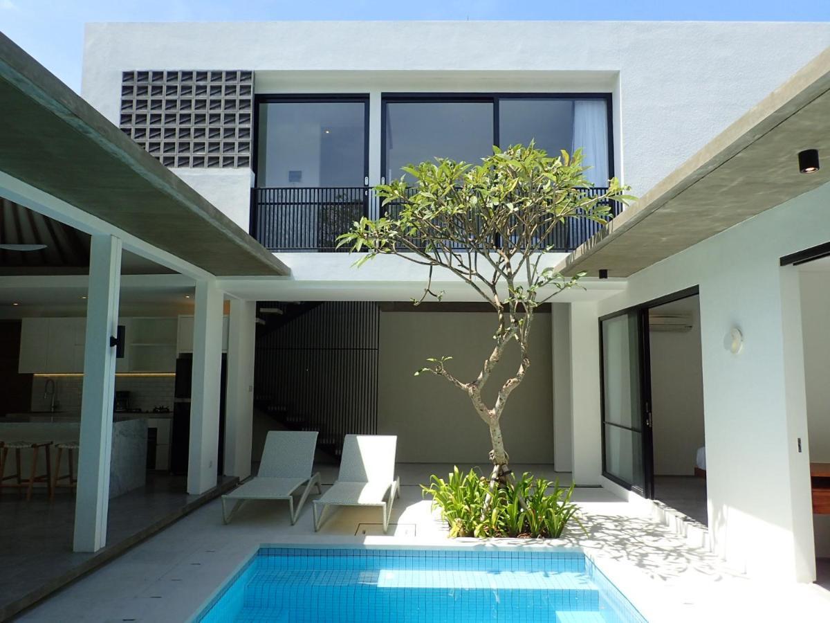 Hujan Villa Seminyak (Bali)