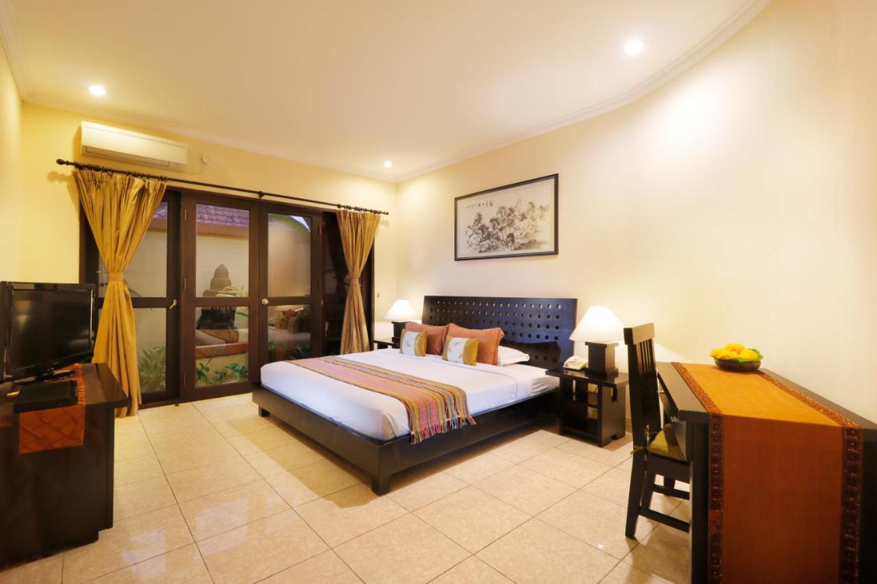 Heliconia Seminyak