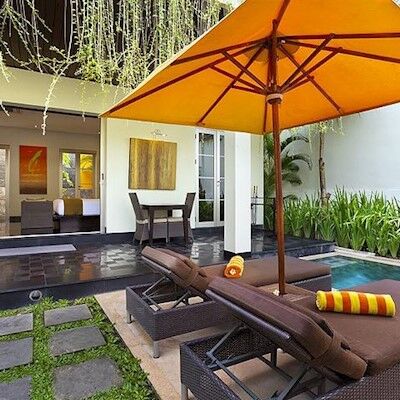 Sun Island Boutique & *