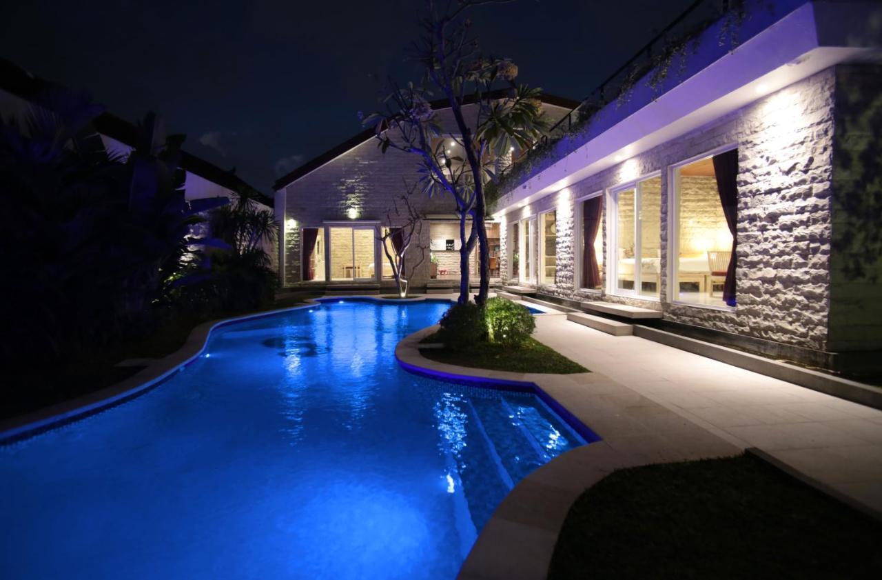Latour Villa *