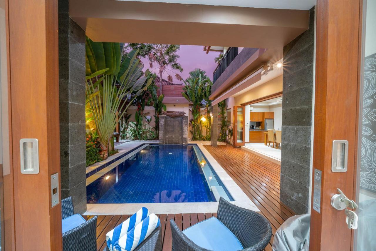 Seacluded 1 - 3br In - Large Pool Villa Seminyak (Bali)