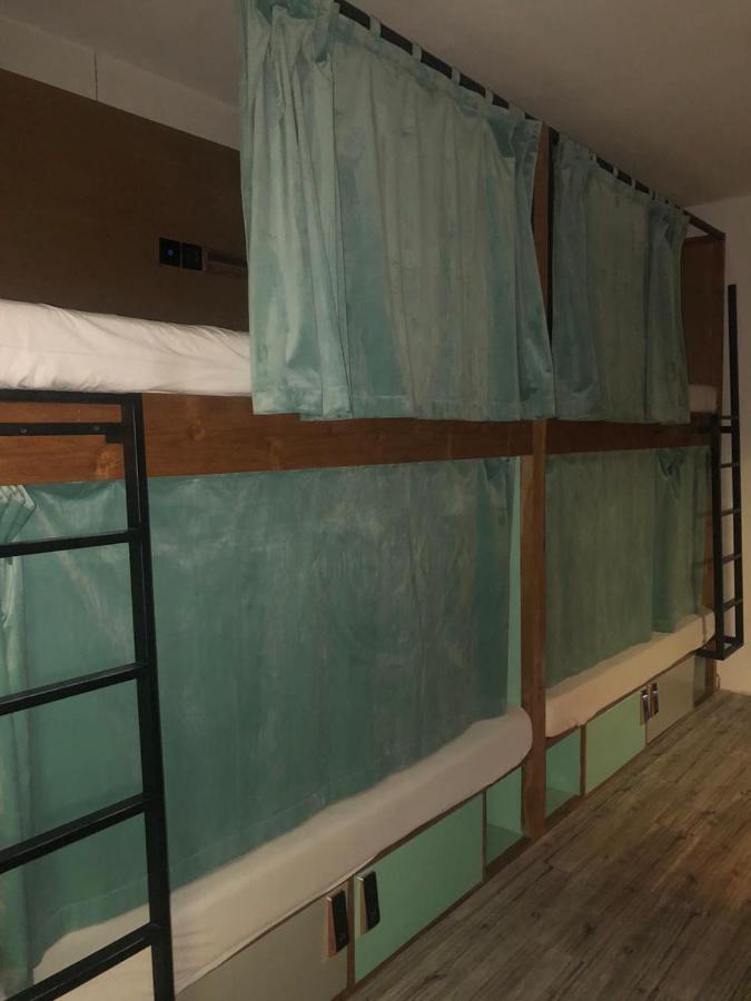Stellar Capsules Hostel