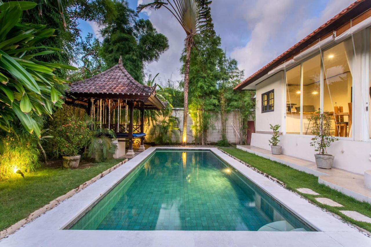 Villa Janitra *