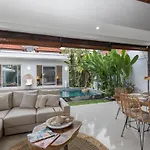 Villa Luna Rose