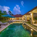 Villa Bugis Drupadi Seminyak