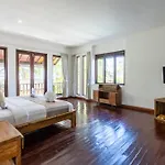 Enclose Living 5Br Villa Center Of Seminyak Near Beach