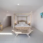 Modern 2Bdr Villa - Central Seminyak