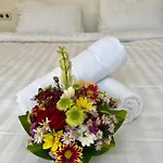 Queen Bee 2Br Private Villa