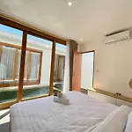 Queen Bee 2Br Private Villa