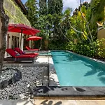 New Deluxe Resort - Jacuzzi And Private Sauna