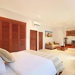 Legian Blue Ocean Villa