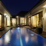 Jayani Villa Seminyak Byfaba
