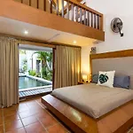 Buddha Beach Villa Seminyak