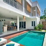 3Br Villa4 Oberoi Seminyak,18M Walk To The Beach